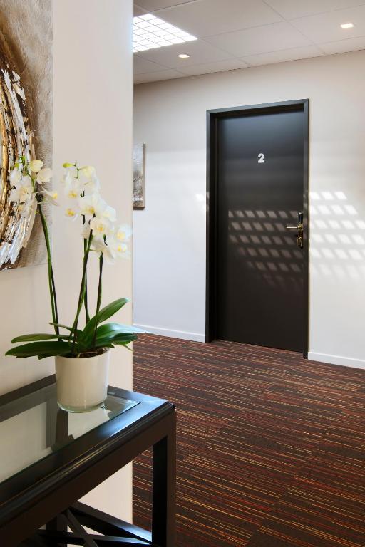 Park Hotel Montreal Мехелен Экстерьер фото
