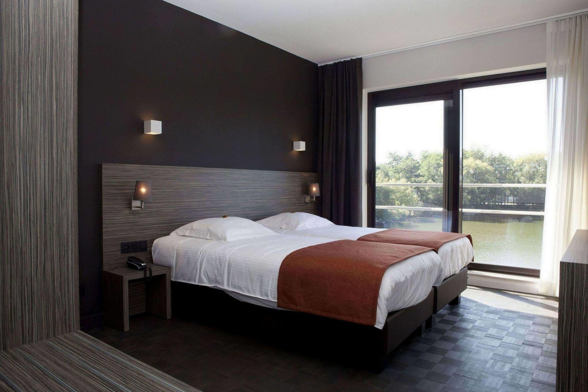 Park Hotel Montreal Мехелен Экстерьер фото
